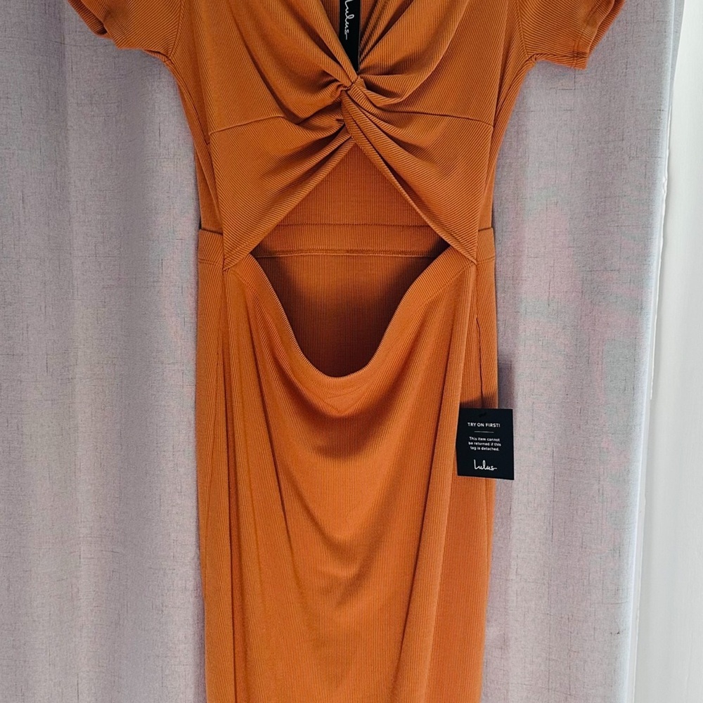 Lulu's - Front Twist Cutout Maxi Dress ๐งก NWT Sz: L - Picture 7 of 7